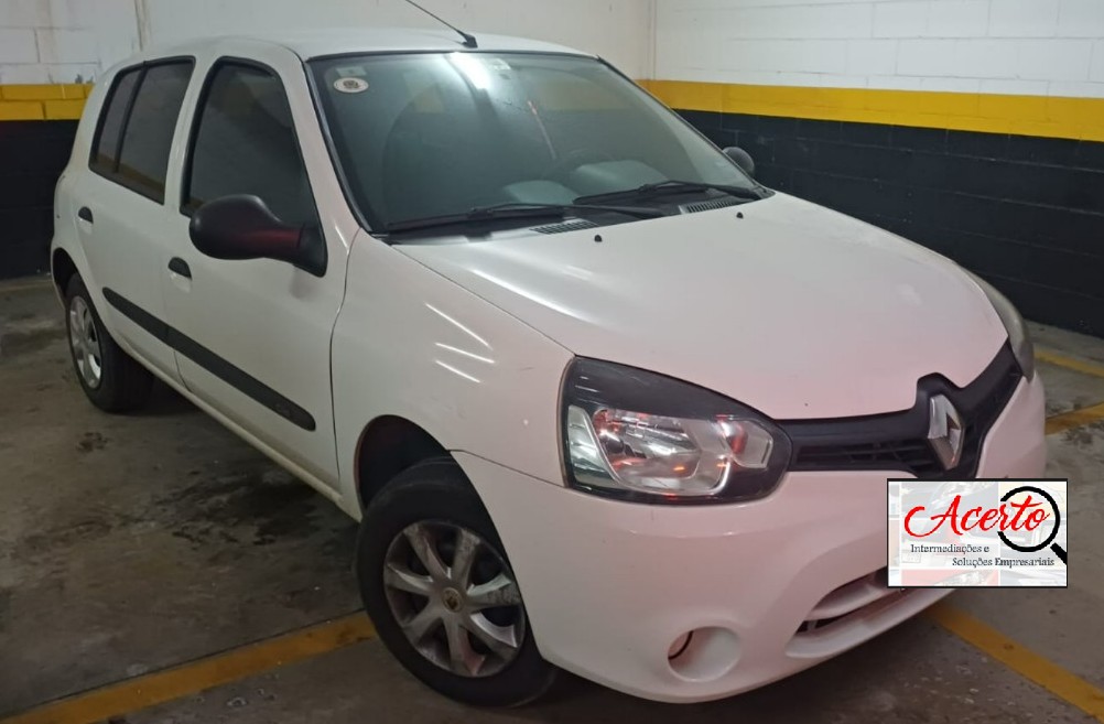 
								Clio full									